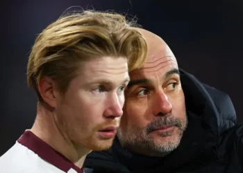 De Bruyne 'isn't leaving' Man City - Guardiola