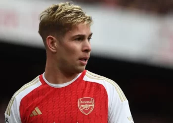 Fulham agree club record fee for Arsenal's Smith Rowe