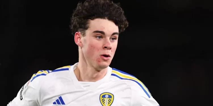 Tottenham sign Gray from Leeds for about £30m