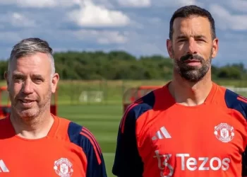 Van Nistelrooy returns to Man Utd in coaching reshuffle