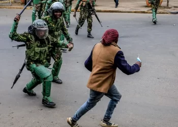 Kenya police ban protests in the capital