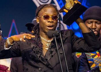 I’m the 2019 TGMA Artiste of the Year, step forward if you think otherwise – Stonebwoy