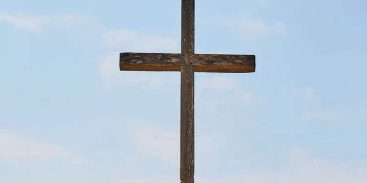 Rwanda shuts 4,000 churches in safety crackdown