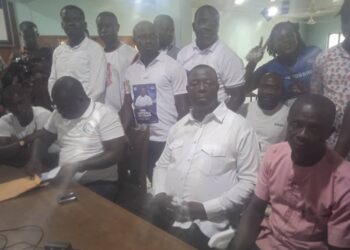 Lawrence Kwabena Agyinsam Submits Nomination forms for December Elections