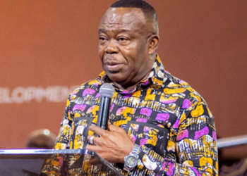 Minister of Chieftaincy and Religious Affairs, Stephen Asamoah Boateng, has called on the warring factions in Bawku to avoid politicizing the ongoing crisis and urged them to halt any blame-shifting as tensions continue to rise.