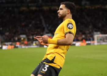 Manchester United Want Wolves Defender