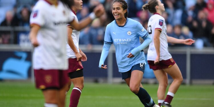 Fowler's New Role Model at Manchester City