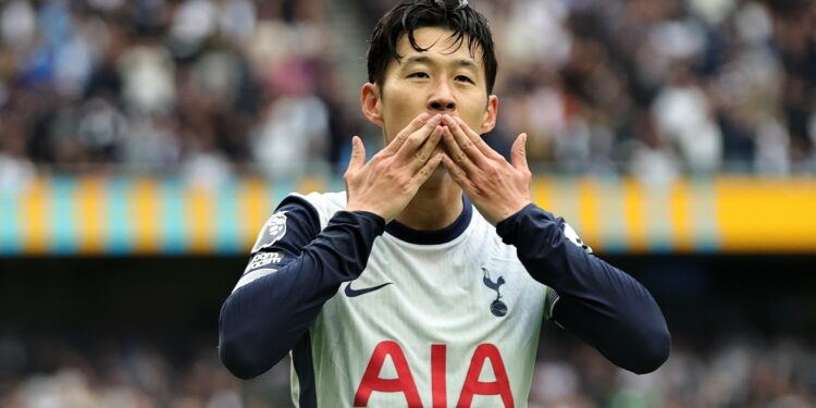 Tottenham Extend Son's Contract