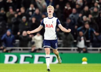 Spurs Beat Liverpool Amid Controversy