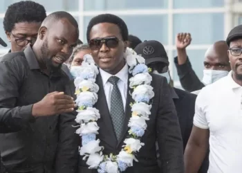 Mozambique tense as opposition leader returns from exile