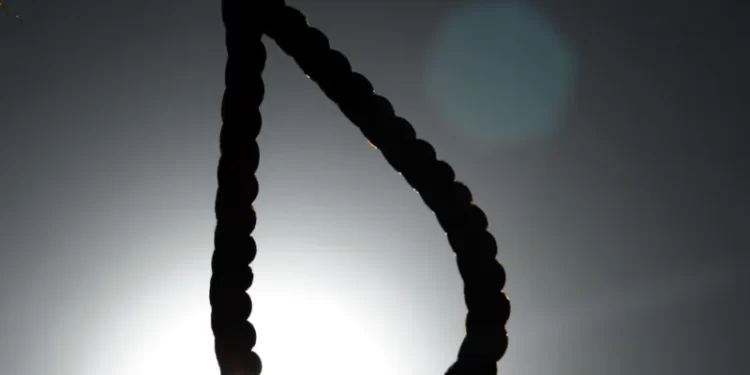 Zimbabwe abolishes death penalty
