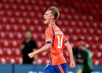 Rising Talent Heads to England