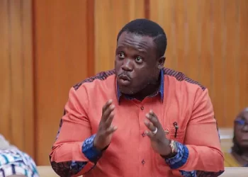 communication-minister-shuts-gumah-fm-cracks-down-on-unlicensed-stations