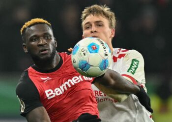 Leverkusen Stun with Late Comeback