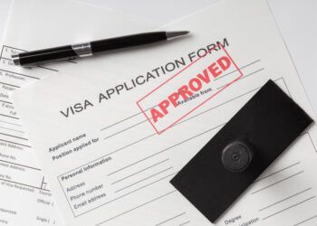 Foreign Affairs Ministry calls for improved treatment of Ghanaians at Visa centres
