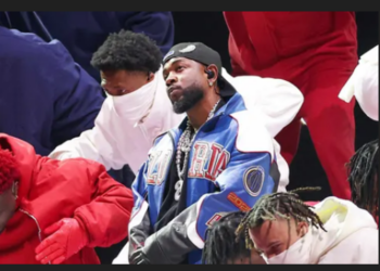 At the Super Bowl, Uncle Sam and Serena Williams take the stage with Kendrick Lamar