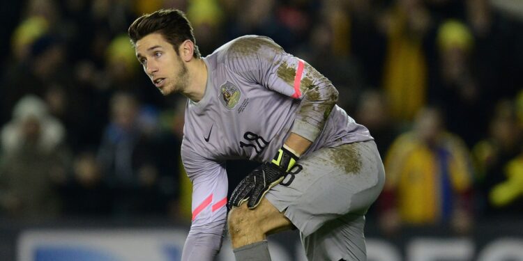 Ex-Socceroo Criticizes Postecoglou's Tactics