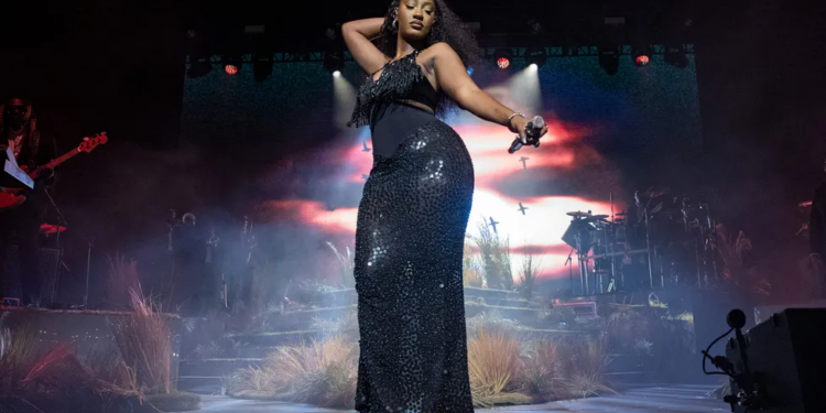 Tems Wins Best African Music Performance at the 67th Grammy Awards