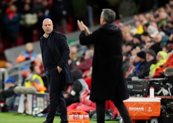 Slot Confirms Devastating Injury News