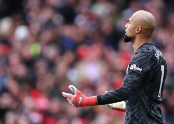 Mark Schwarzer Rips Into 'Terrible' Chelsea Player