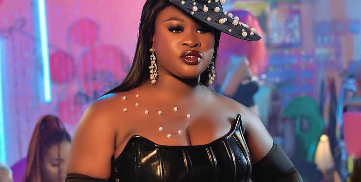 Sista Afia slams some Ghanaian female musicians for not reciprocating kind gestures