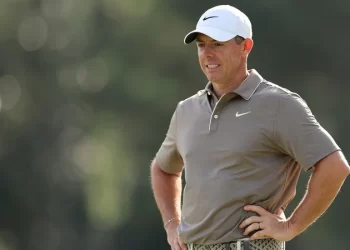 McIlroy's Masters Hopes Fade