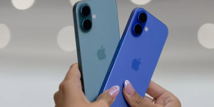 will-iphones-cost-more-because-of-trumps-tariffs-on-china