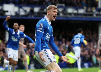 Chelsea Lead Bellingham Race