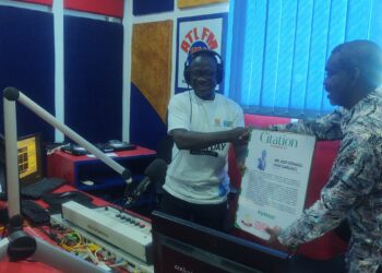 The School of Agriculture at the University of Cape Coast (UCC) has honored ATL FM, a staple of the Campus Broadcasting Services (CBS) and the host of its weekend morning show "Biribi Soronko", Dominic Kofi Konadu (Fiko Darling) for their outstanding support in promoting agricultural education and community outreach.