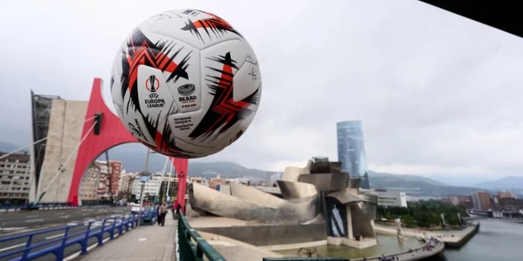 Manchester United and Spurs Ready for Basque Country Clash