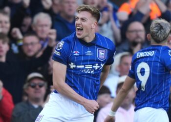 Liverpool Sign $60m Defender as United Target Two Stars