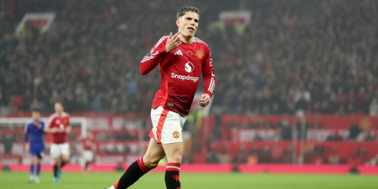 Manchester United Sets $133m Price Tag on Chelsea Target Amid Transfer Rumors