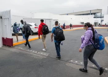 U.S. launches $1,000 'voluntary return' program for undocumented migrants to ease deportation burden