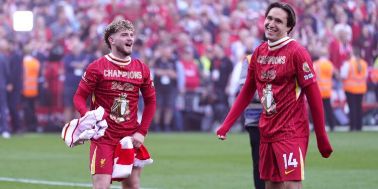 Liverpool Star Suddenly in High Demand After Snub, Manchester United Faces Fernandes Bid Speculation