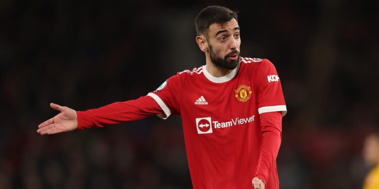 Premier League Legend Defends Controversial Captaincy Pick