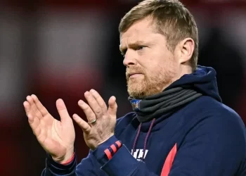 Damien Duff shocks Shelbourne with sudden departure