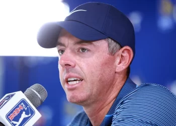 McIlroy explains media absence, says he was 'pretty annoyed