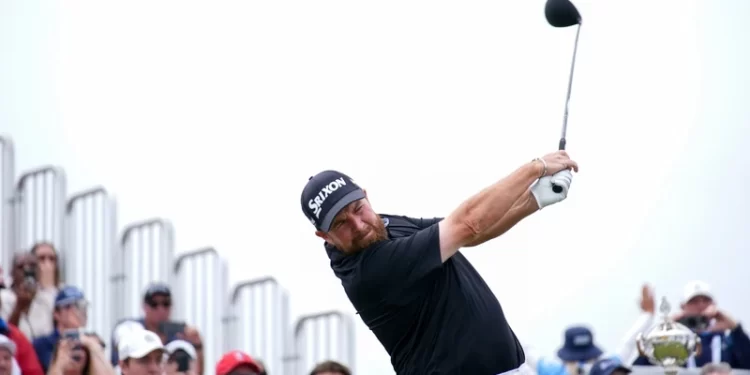 Ryan Fox capitalizes on Lowry's fade to win Canadian Open