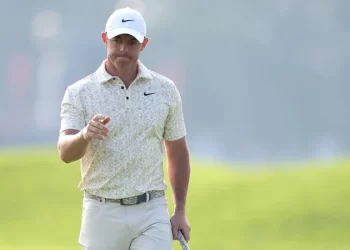 JJ Spaun tops US Open leaderboard at Oakmont