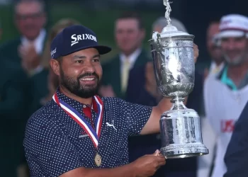 Spaun hangs on for the win, becomes major champion at Oakmont