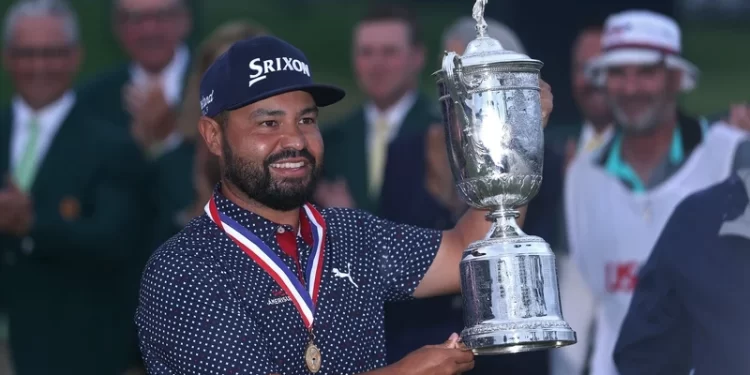 Spaun hangs on for the win, becomes major champion at Oakmont