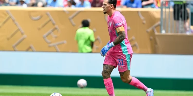 Ederson labels Manchester City exit reports as 'fake news'