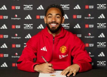 Man Utd confirm their first major signing of the season