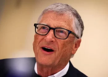 Bill Gates to give most of his $200bn fortune to Africa