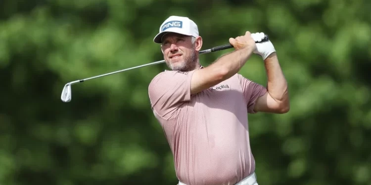 Lee Westwood qualifies for Open, Poulter & McDowell left out