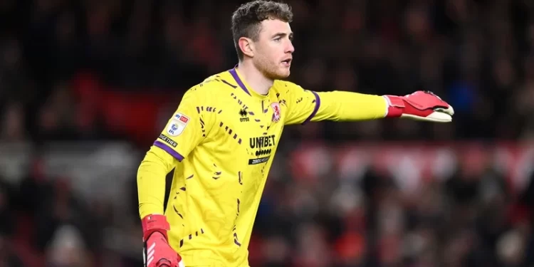 Mark Travers completes transfer to Everton from old club