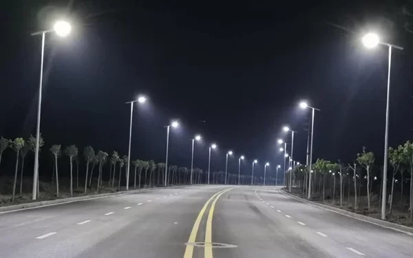Gov't to install 23,500 solar streetlights to cut energy costs and grid pressure