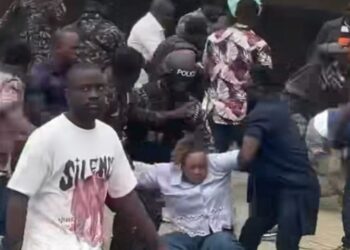 Chaos marred the parliamentary rerun exercise at the St. Peter’s Society Methodist Church polling centre in Odorkor, Ablekuma North, after a group of unidentified macho men stormed the area, disrupting the voting process and assaulting former Awutu Senya East MP, Mavis Hawa Koomson.