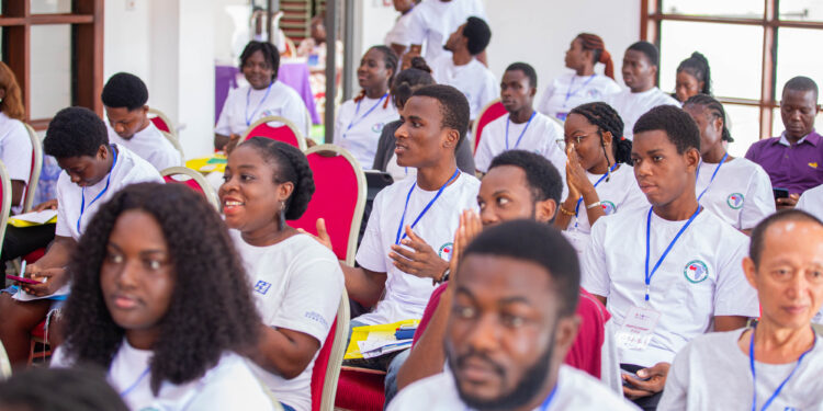 Maiden Chinese Teacher Training Programme Held at UCC; 50 Teachers Benefit