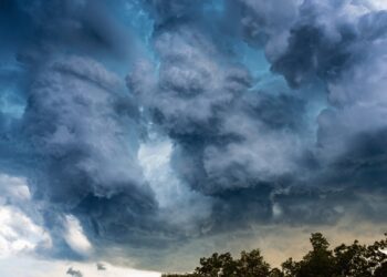 The Ghana Meteorological Agency (GMet) has forecast mostly cloudy weather conditions throughout July and August, with moderate to heavy rainfall expected along the coast, inland regions, and mountainous areas.